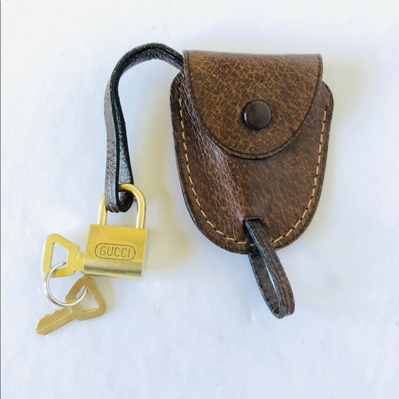 Gucci lock and key. - Picture 1 of 4